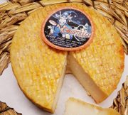 The whole package: raclette, soft cheese P'tit Metzertois and fresh cheese 13.10. / 17.10.